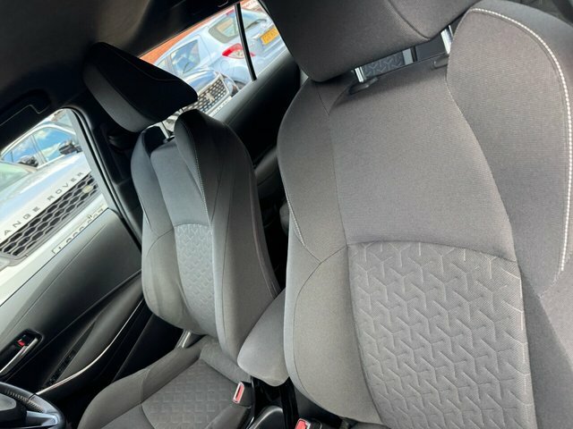 Toyota Corolla 1.8 Vvt-i Hybrid Icon Tech Cvt Black #17