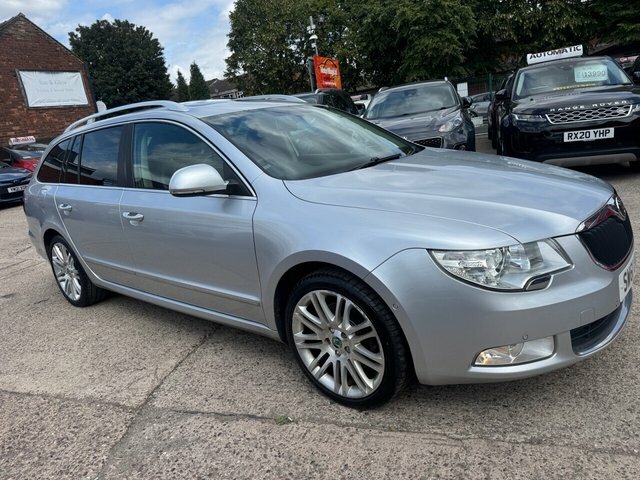 Skoda Superb 2.0 Tdi Elegance Estate Dsg Euro 5 170 Silver