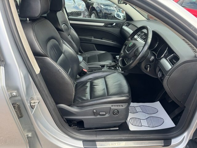Skoda Superb Hatchback 1.6 Tdi Se Greenline II Euro 5 Ss Beige #14