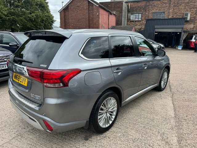 Mitsubishi Outlander 2.4H Twinmotor 13.8Kwh 4Hs Suv Plug-in Grey #5