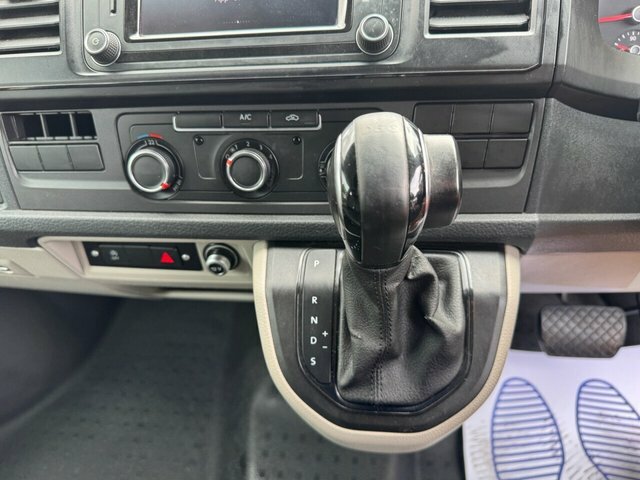 Volkswagen Transporter 2.0 Tdi T32 Bluemotion Tech Startline Panel Van DV67SVU Orange #3