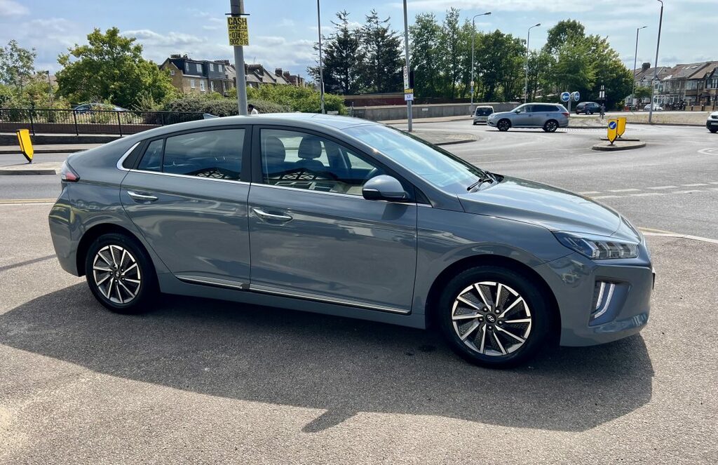 Hyundai Ioniq Hatchback Grey #6