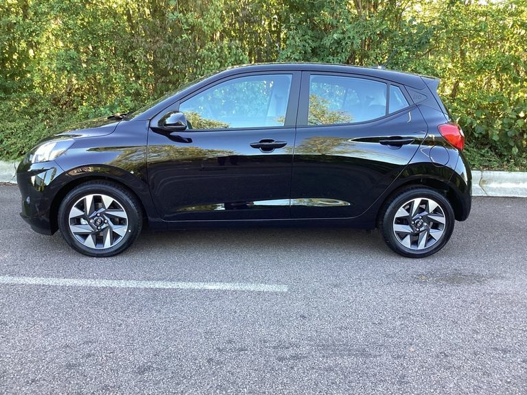 Hyundai I10 1.0 63 Advance Nav Black #4