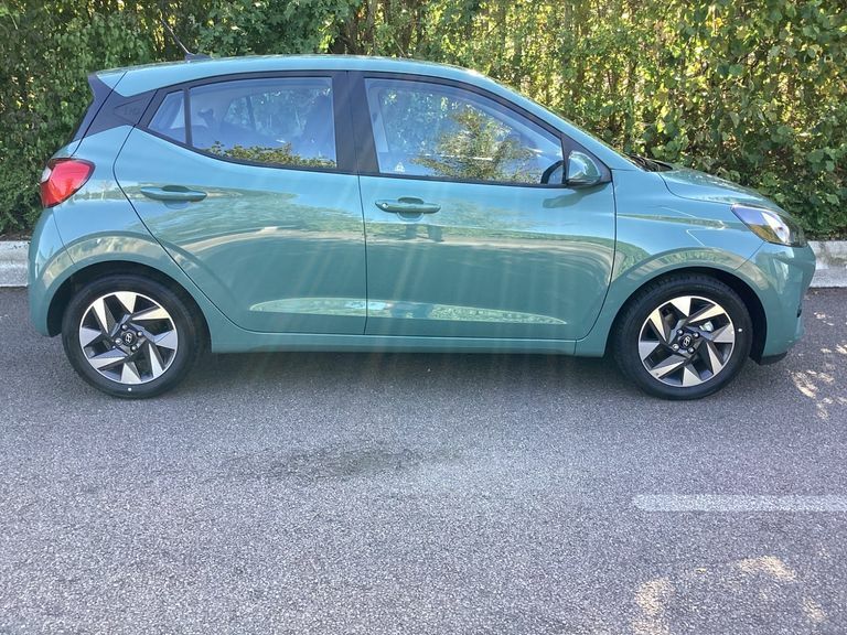 Hyundai I10 1.0 63 Advance Nav Green #5