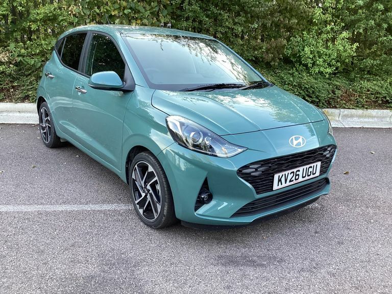 Hyundai I10 1.2 79 Premium Nav Green #3