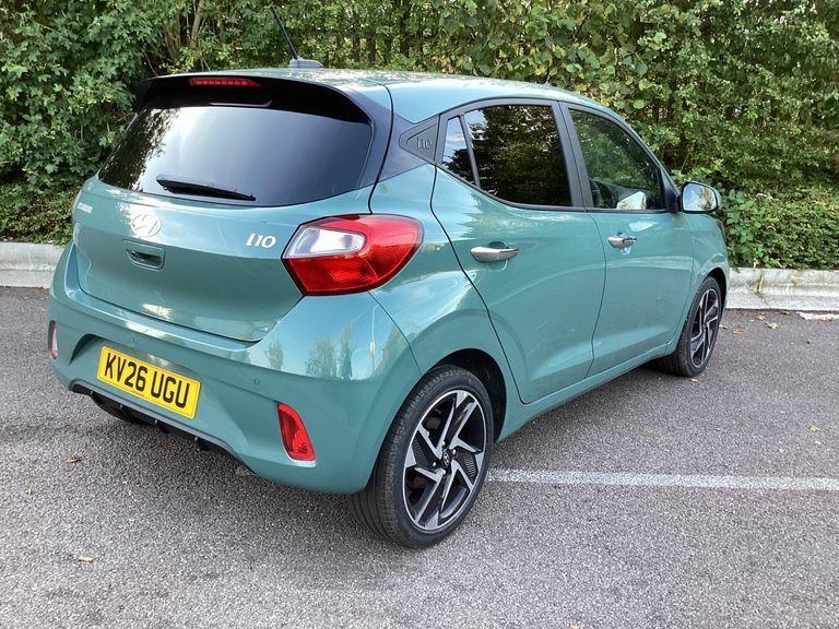 Hyundai I10 1.2 79 Premium Nav Green #6