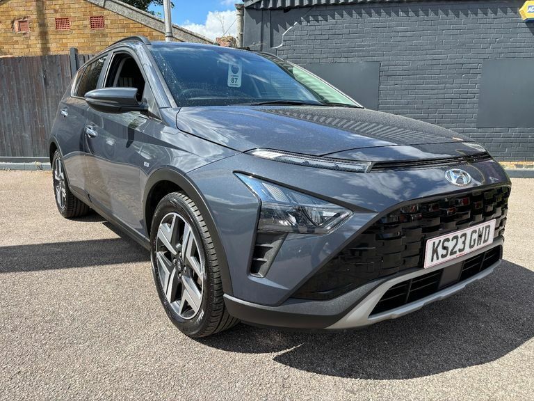 Hyundai Bayon 1.0 Tgdi 120 48V Mhev Premium KS23GWD Grey