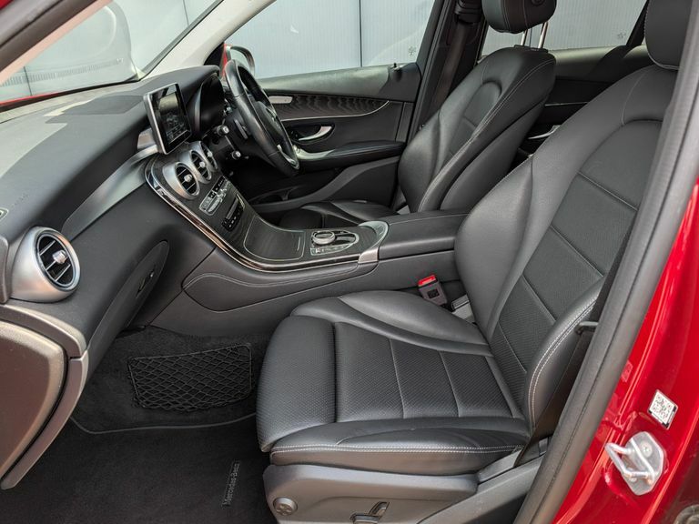 Mercedes-Benz GLC Class Glc 220D 4Matic Amg Line 9G-tronic Silver #44