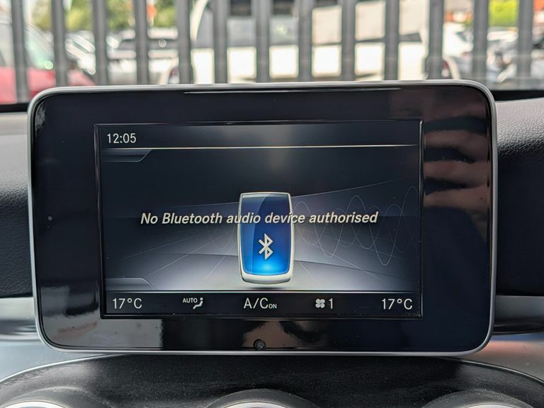 Mercedes-Benz GLC Class Glc 220D 4Matic Amg Line 9G-tronic Silver #19