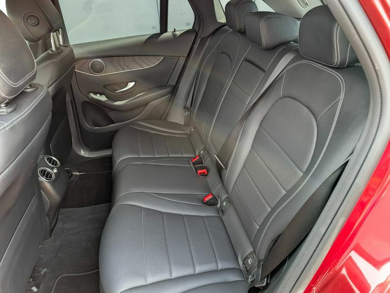Mercedes-Benz GLC Class Glc 220D 4Matic Amg Line 9G-tronic Silver #40