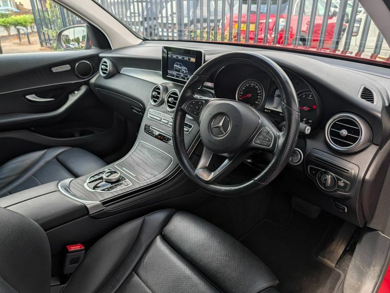 Mercedes-Benz GLC Class Glc 220D 4Matic Amg Line 9G-tronic Silver #50
