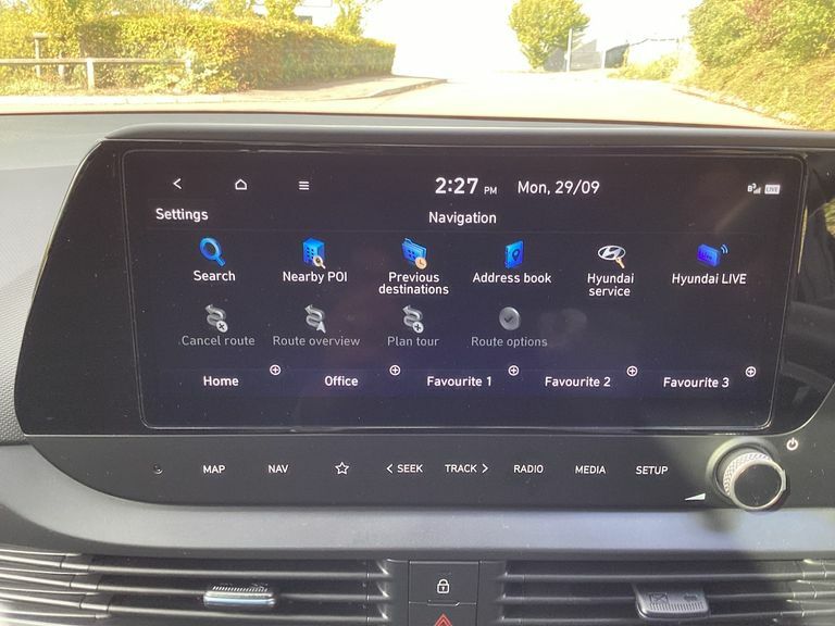 Hyundai Bayon 1.0 Tgdi Premium Dct Red #19