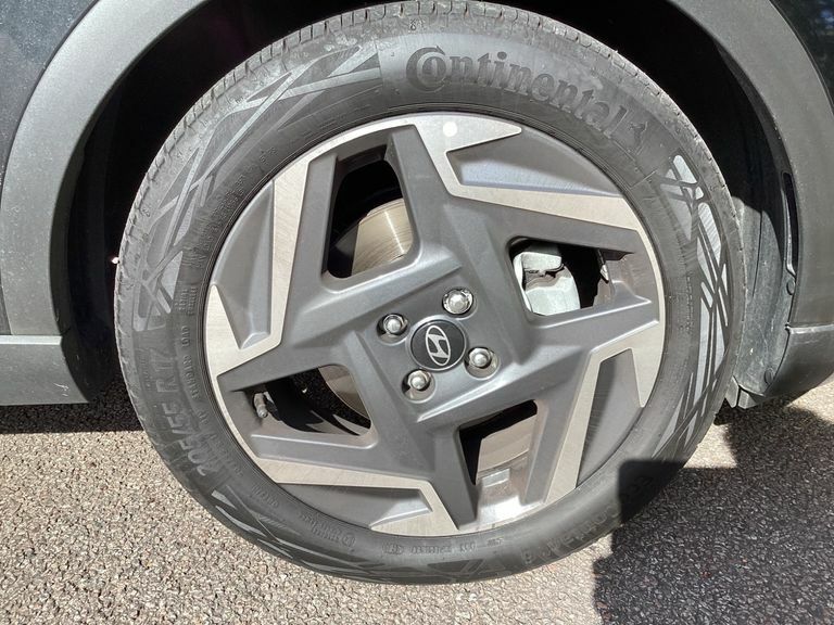Hyundai Bayon 1.0 Tgdi Premium Dct Red #10