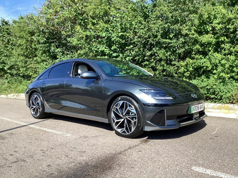 Hyundai Ioniq 6 168Kw Ultimate 77Kwh Grey #2