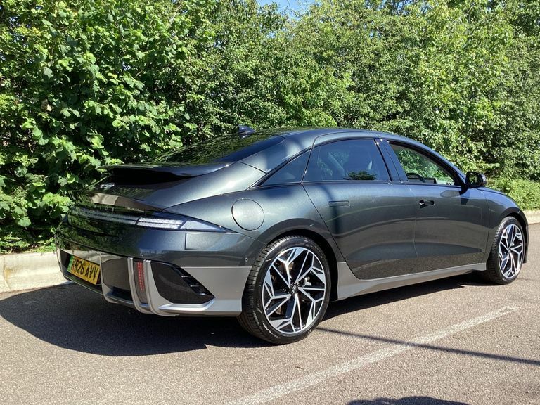 Hyundai Ioniq 6 168Kw Ultimate 77Kwh Grey #5