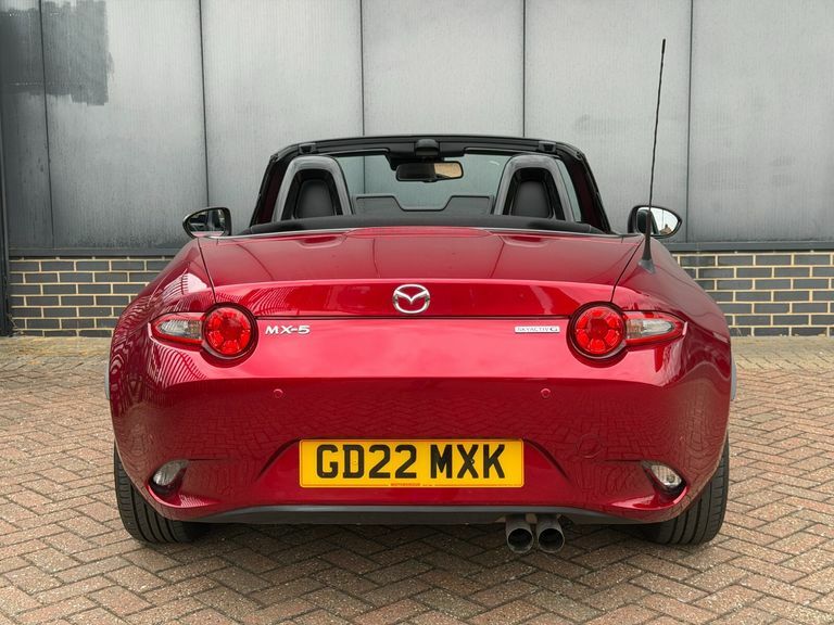 Mazda MX-5 1.5 132 Sport Red #4