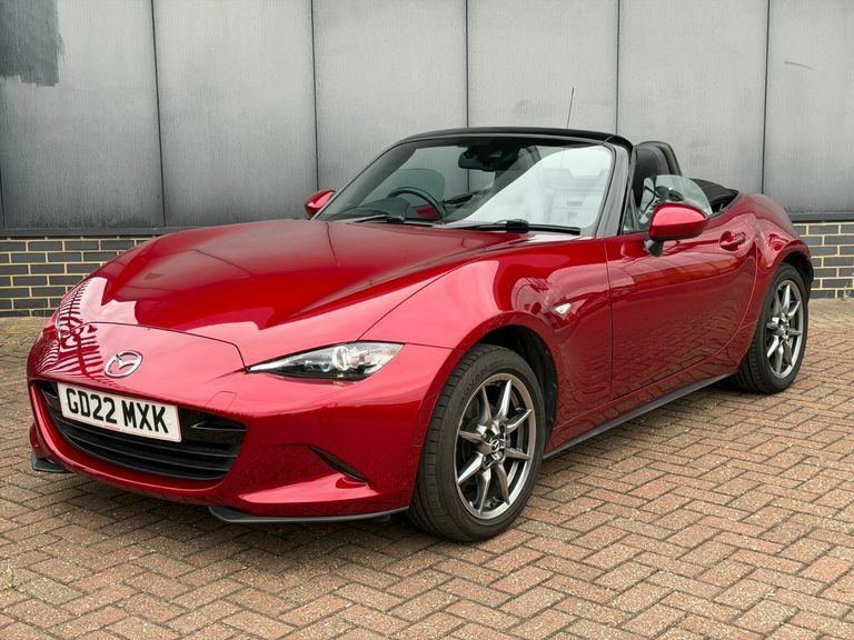 Mazda MX-5 1.5 132 Sport Red #2