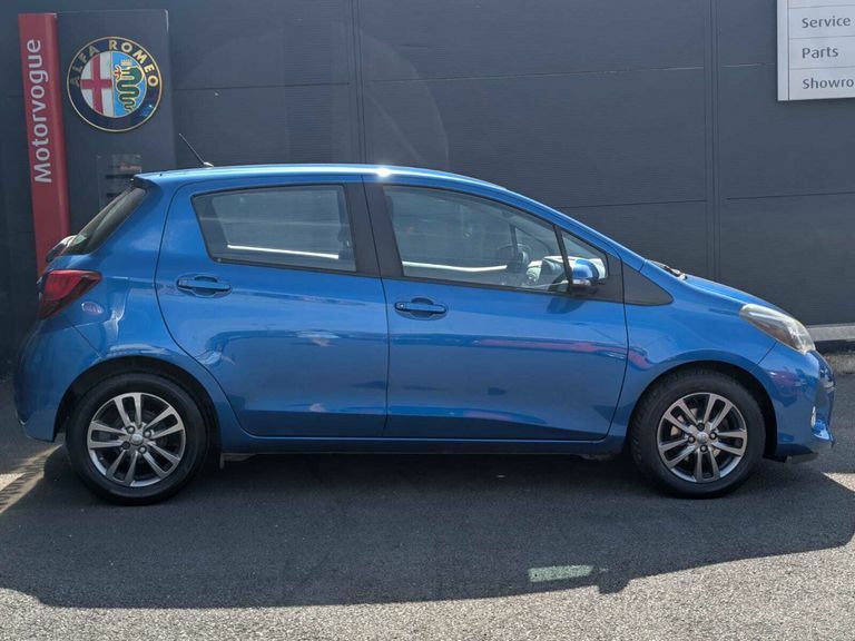Toyota Yaris 1.33 Vvt-i Icon KN15YHY Blue #2