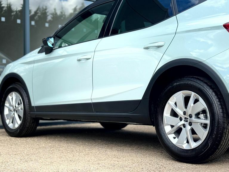 Seat Arona 1.0 Tsi Fr Black Edition Suv Dsg 115 P Black #16
