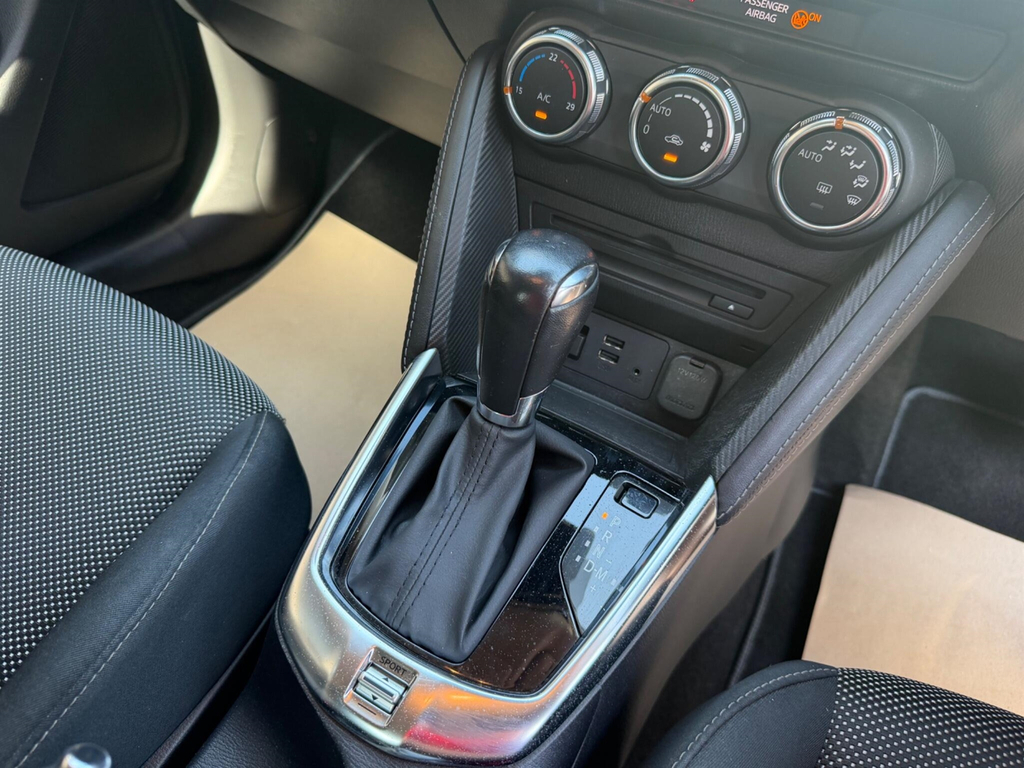 Mazda 2 1.5 Skyactiv-g Sport Nav Euro 6 Ss 12  #16