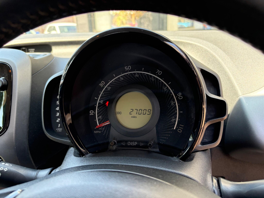 Toyota Aygo Aygo Green #17