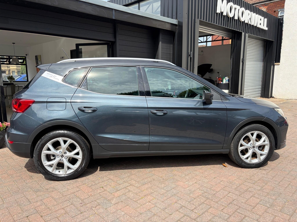 Seat Arona Suv Grey #4