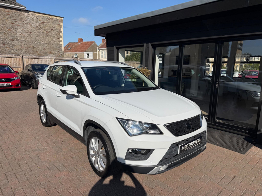 Seat Ateca Suv White #3