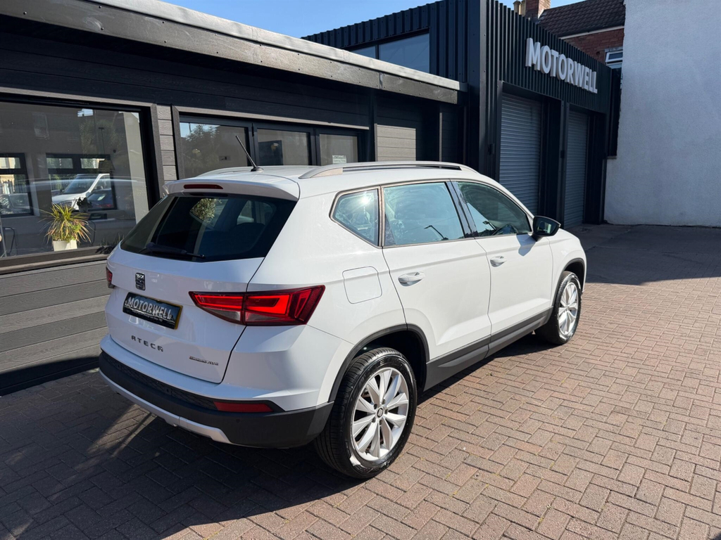 Seat Ateca Suv White #5