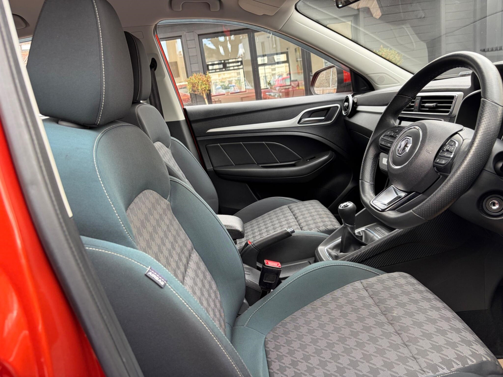 MG ZS 44.5Kwh Exclusive In Black With 50,800 Miles And A Black #10