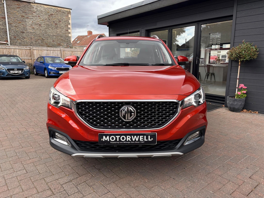 MG ZS 44.5Kwh Exclusive In Black With 50,800 Miles And A Black #2
