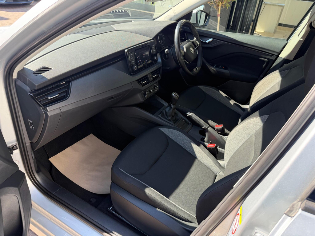 Skoda Kamiq 1.0 Tsi 110 Se Dsg White #10