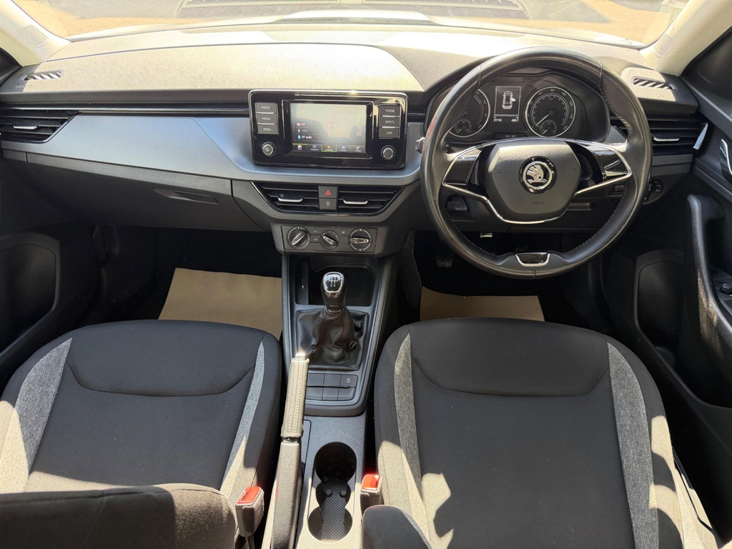 Skoda Kamiq 1.0 Tsi 110 Se Dsg White #12