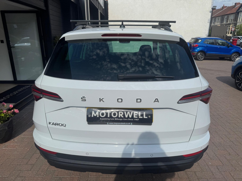 Skoda Karoq 1.0 Tsi Se Drive Euro 6 Ss White #5
