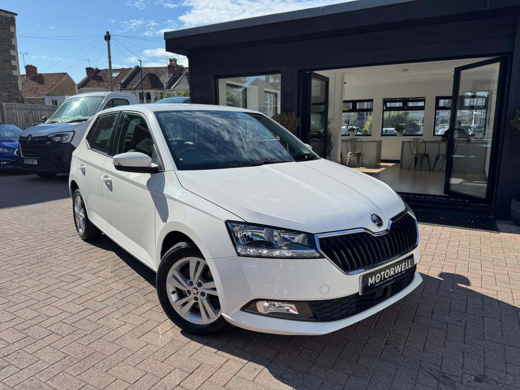Skoda Fabia 1.0 Tsi Se Dsg Euro 6 Ss White #2