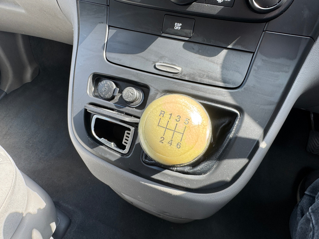 Kia Sedona  Black #12