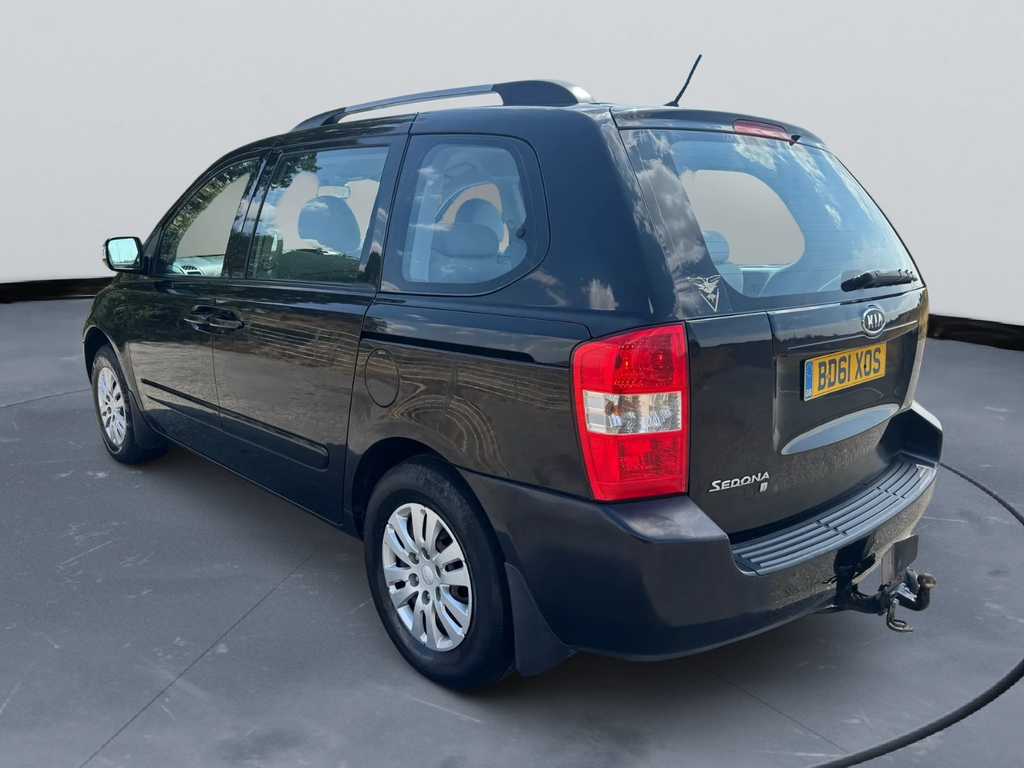Kia Sedona  Black #11
