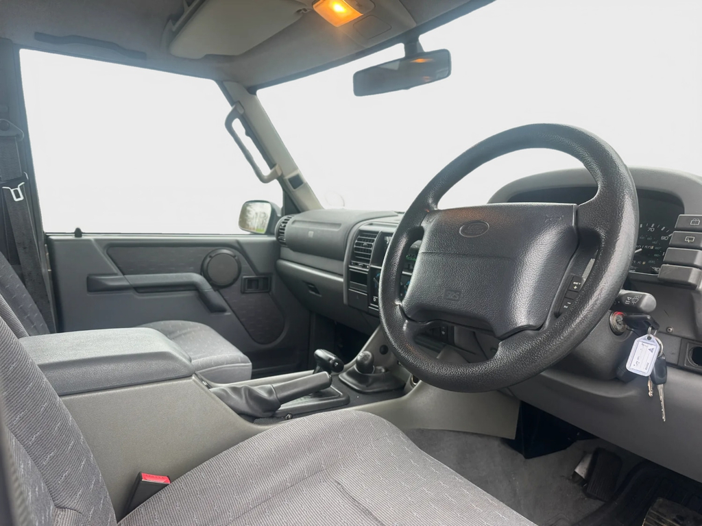 Land Rover Discovery 1 2 V8 Great Condition Appreciating Classic Green #4