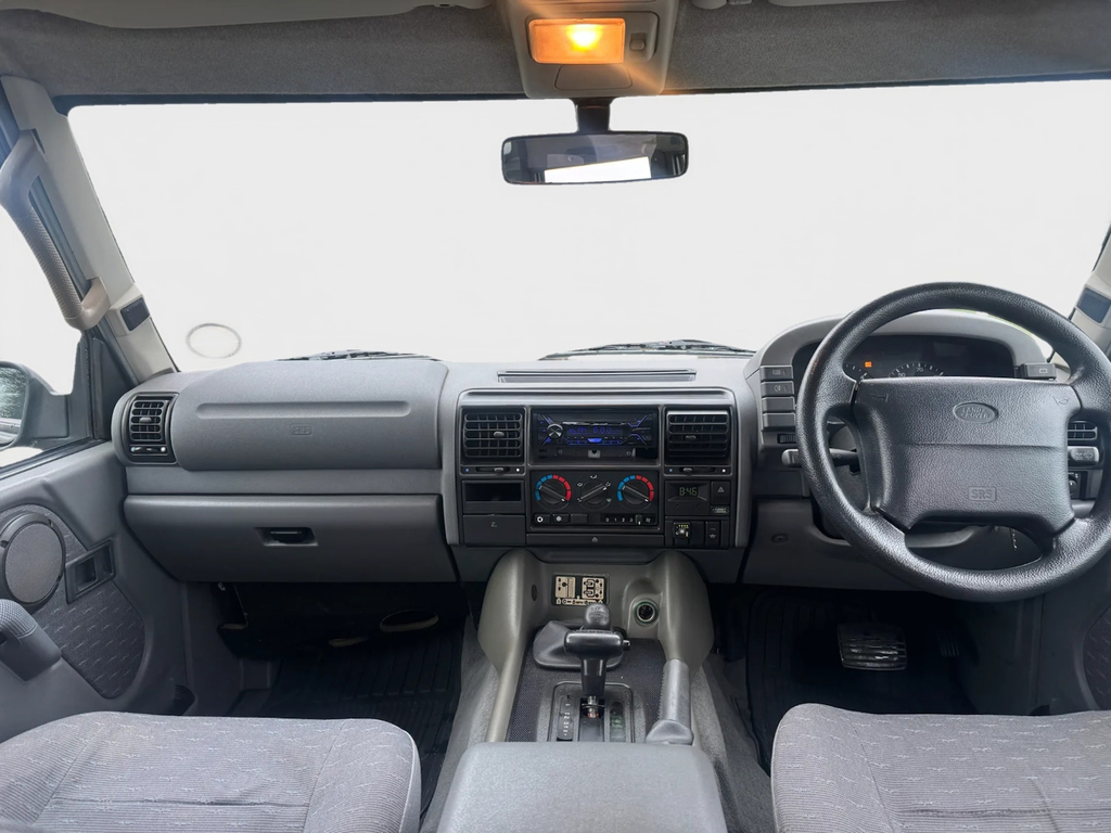 Land Rover Discovery 1 2 V8 Great Condition Appreciating Classic Green #2