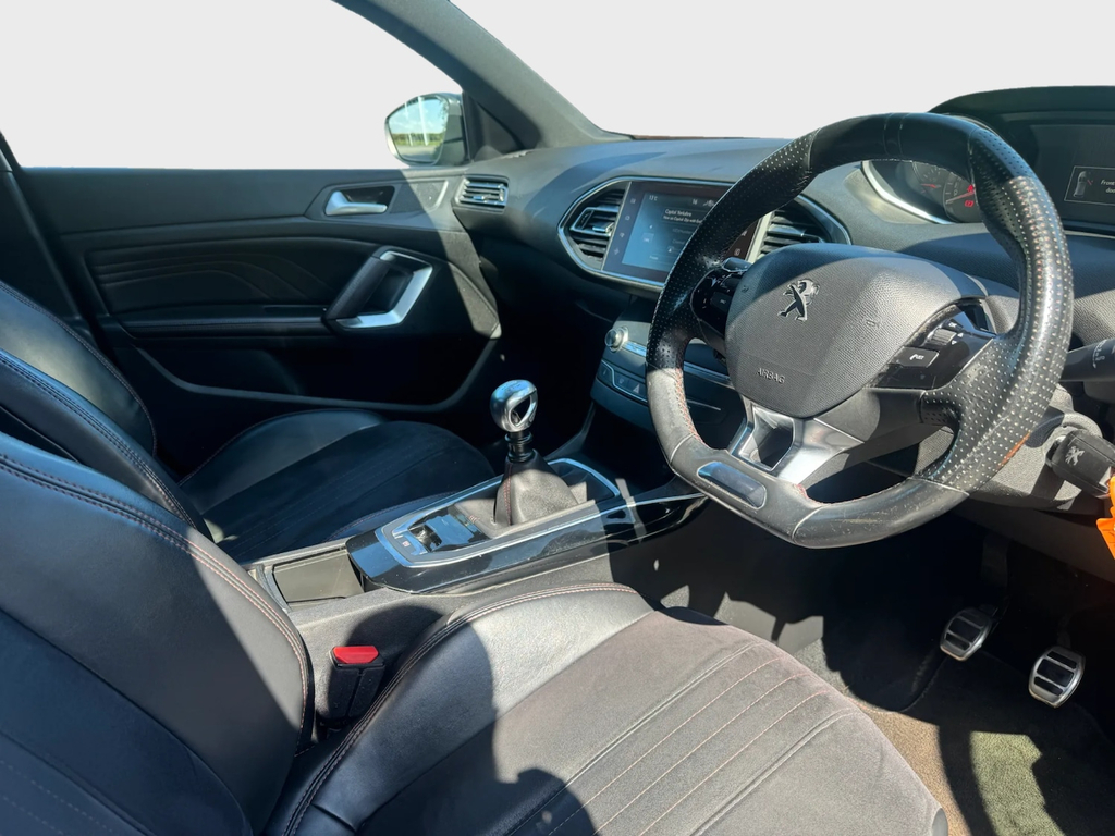 Peugeot 308 Bluehdi 120 Gt Line Blue #4