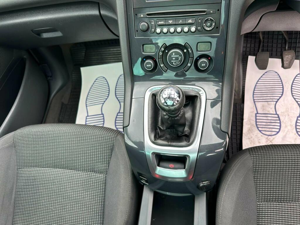 Peugeot 5008 1.6 E-hdi Allure 2012 Red #10