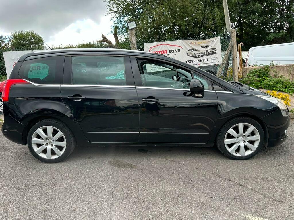 Peugeot 5008 1.6 Hdi Allure Euro 5 Black #4