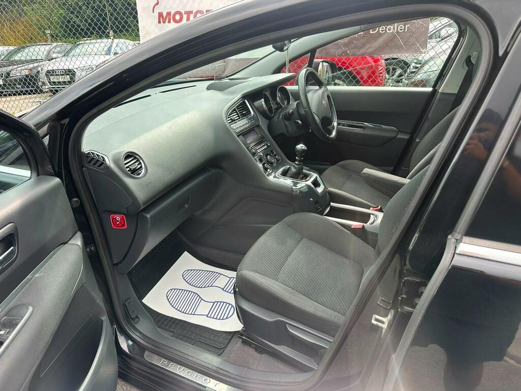Peugeot 5008 1.6 E-hdi Allure 2012 Red #24