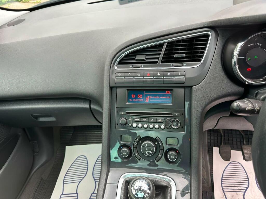 Peugeot 5008 1.6 E-hdi Allure 2012 Red #9