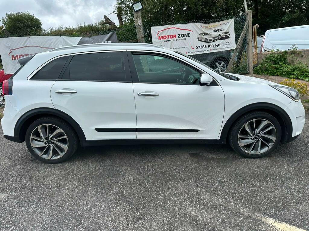 Kia Niro 3 White #4