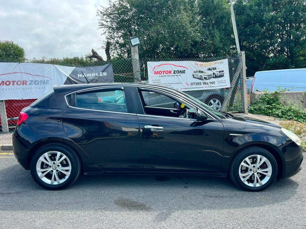 Alfa Romeo Giulietta Lusso Black #4
