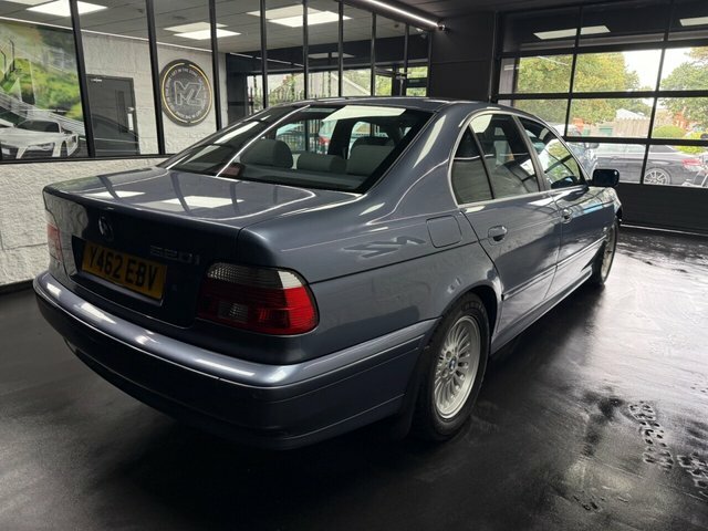 BMW 5 Series Saloon 3.0 530I Se 200151 Silver #11