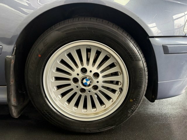 BMW 5 Series Saloon 3.0 530I Se 200151 Silver #22