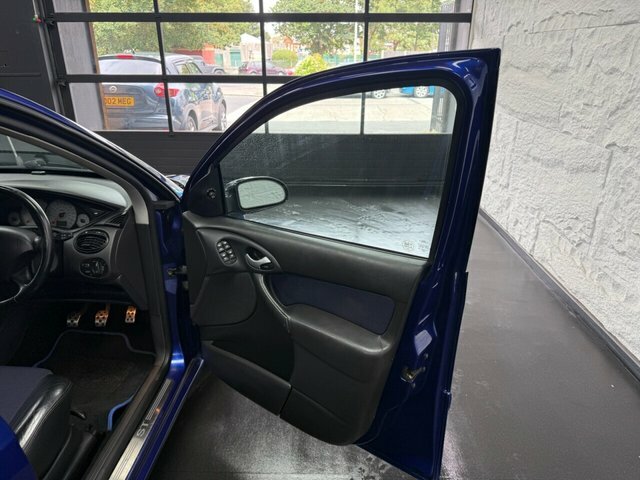Ford Focus 1.6 Ghia Estate 184 Gkm, 99 Blue #25