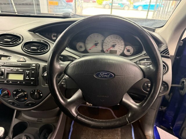 Ford Focus 1.6 Ghia Estate 184 Gkm, 99 Blue #14