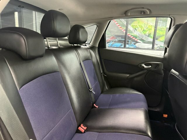 Ford Focus 1.6 Ghia Estate 184 Gkm, 99 Blue #7